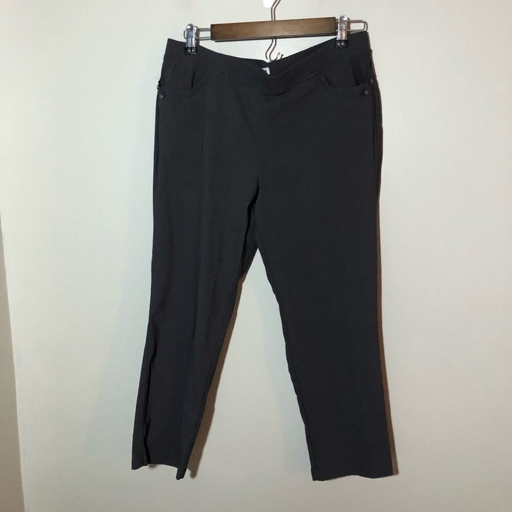 Madison women XL pull on capri charcoal grey pants elastic waist stretchy sporty